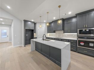 7775 Range Ave, Springdale, AR 72762