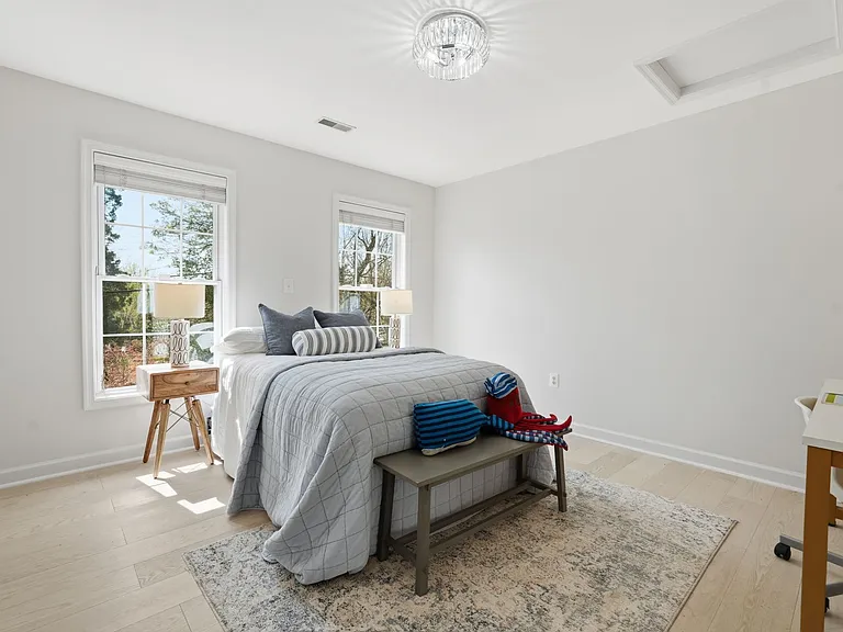 3515 Devon Dr — Photo 17
