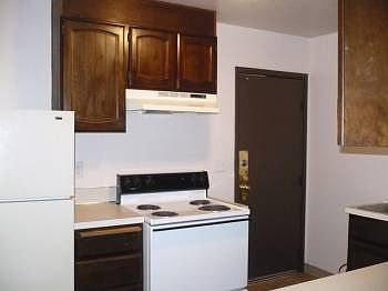 2nd image of 223 Washington Ave APT 3