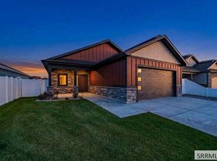 381 Glade Loop, Idaho Falls, ID 83404