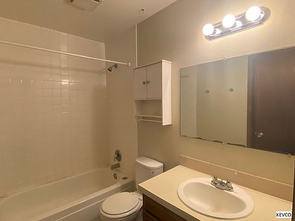 3rd image of 2701 Adobe Dr
