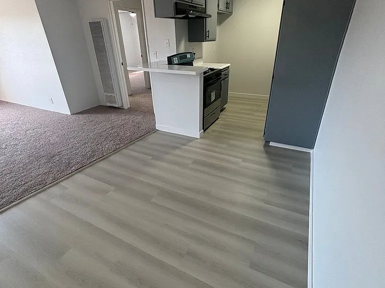 WOODCREST APARTMENTS — Photo 19