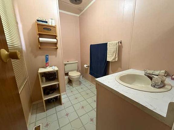 4th image of 6026 13th Ave #108