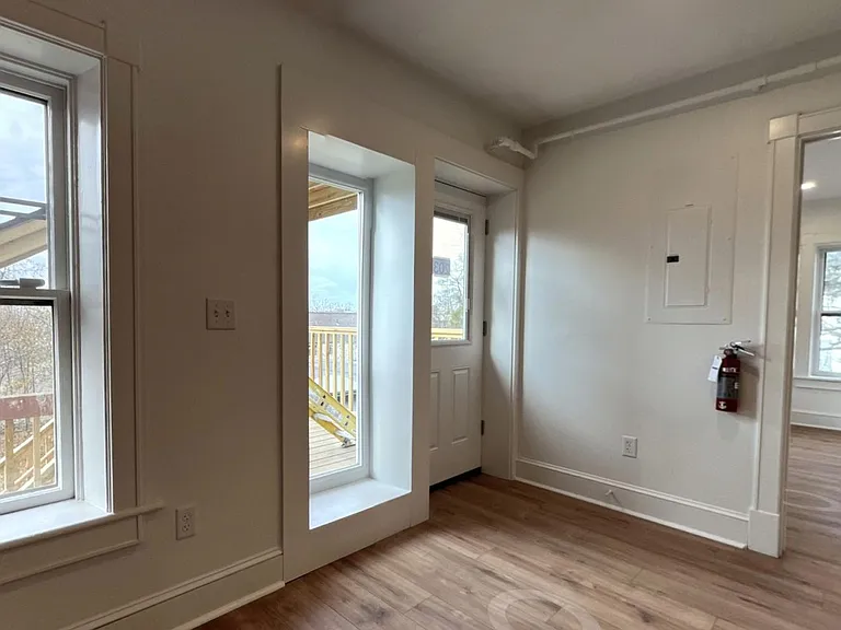 253 S Union St #2C — Photo 3