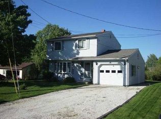 2159 Roberts Rd, Erie, PA 16510