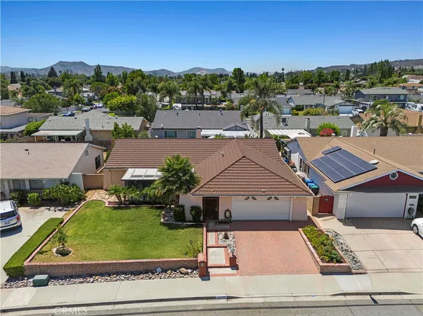 2245 N Parker Ct, Simi Valley, CA 93065