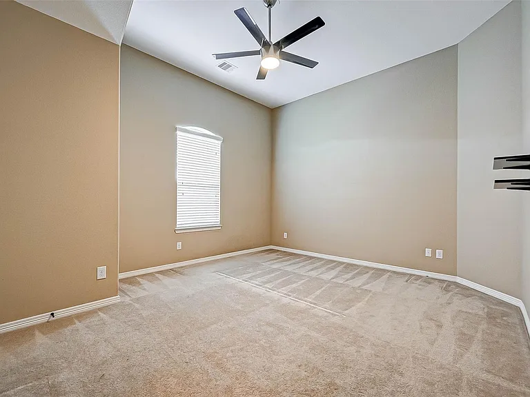 2914 Cotswold Ln — Photo 26