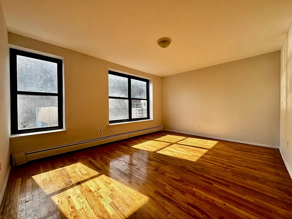 142 Saint Pauls Pl #2G