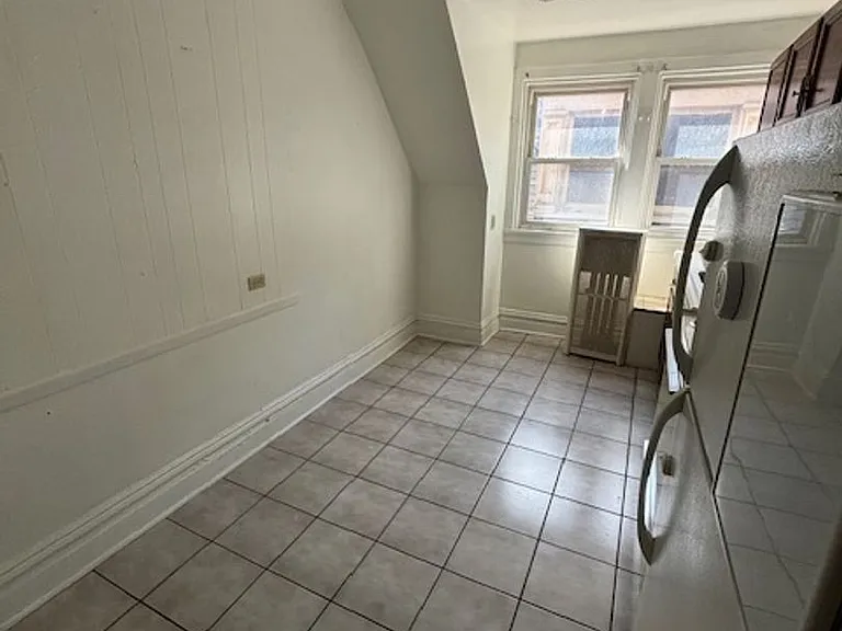 609 S Braddock Ave — Photo 10
