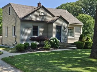 16710 152nd Ave, Spring Lake, MI 49456