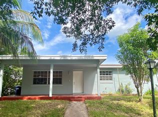 15725 SW 303rd Ter, Homestead, FL 33033