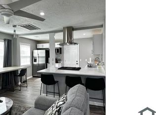 3453 Mount Pleasant St, Houston, TX 77021