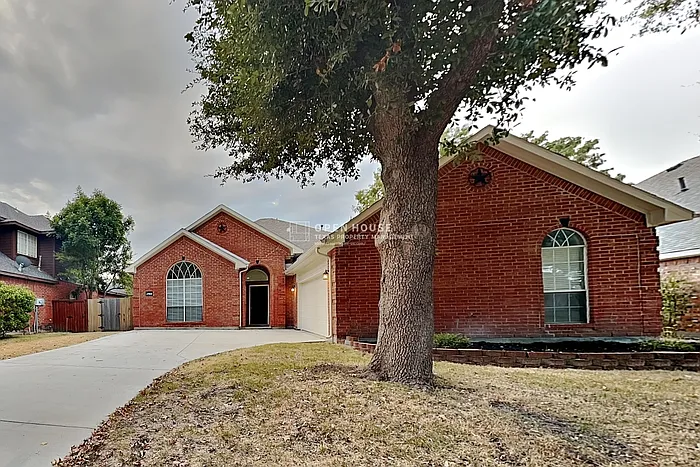 1705 Bershire Ct