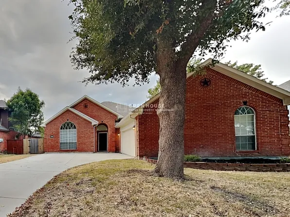 1705 Bershire Ct, Lewisville, TX 75028