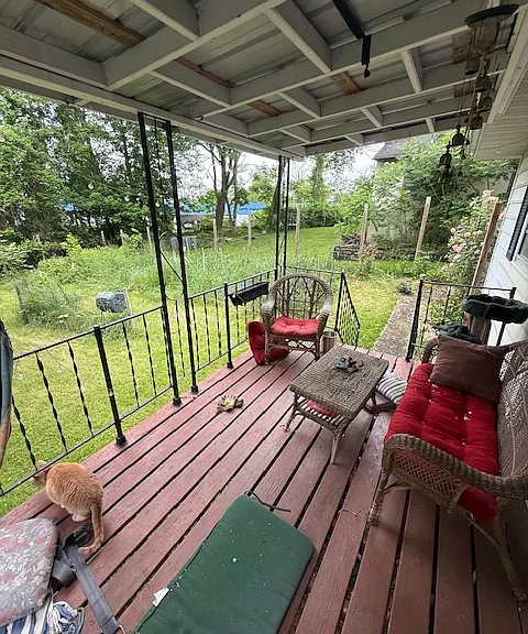 518 Spencer Rd — Photo 11