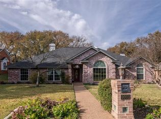9003 Ridge Point Dr, Woodway, TX 76712