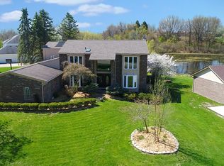 2901 Brentwood Rd, West Bloomfield, MI 48323