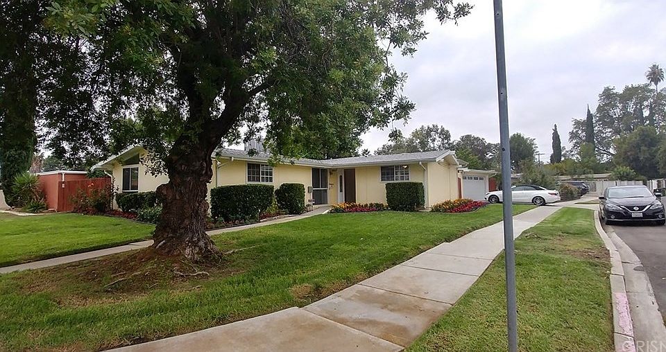 1st image of 20527 Archwood St