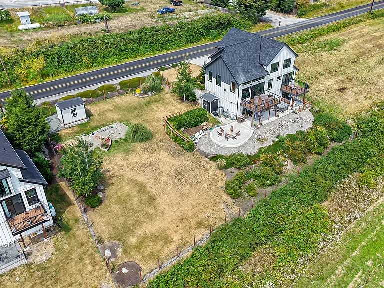 479 Lehman Dr — Photo 41