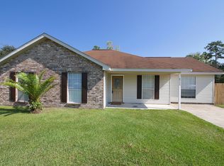 62173 Raymond Rd, Lacombe, LA 70445