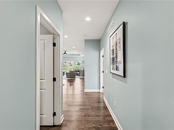 3rd image of 6145 Park St