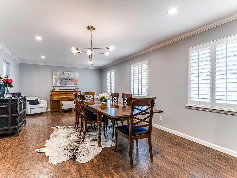 4805 Creighton Dr — Photo 4