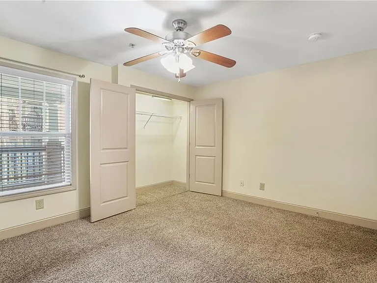 708 Madison Ln SE — Photo 13