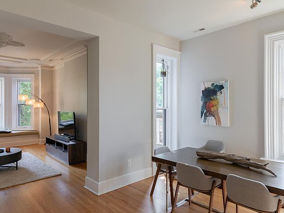 4th image of 1509 N Wicker Park Ave #3