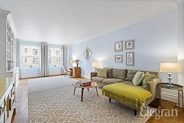 1st image of 800 W End Ave #10D