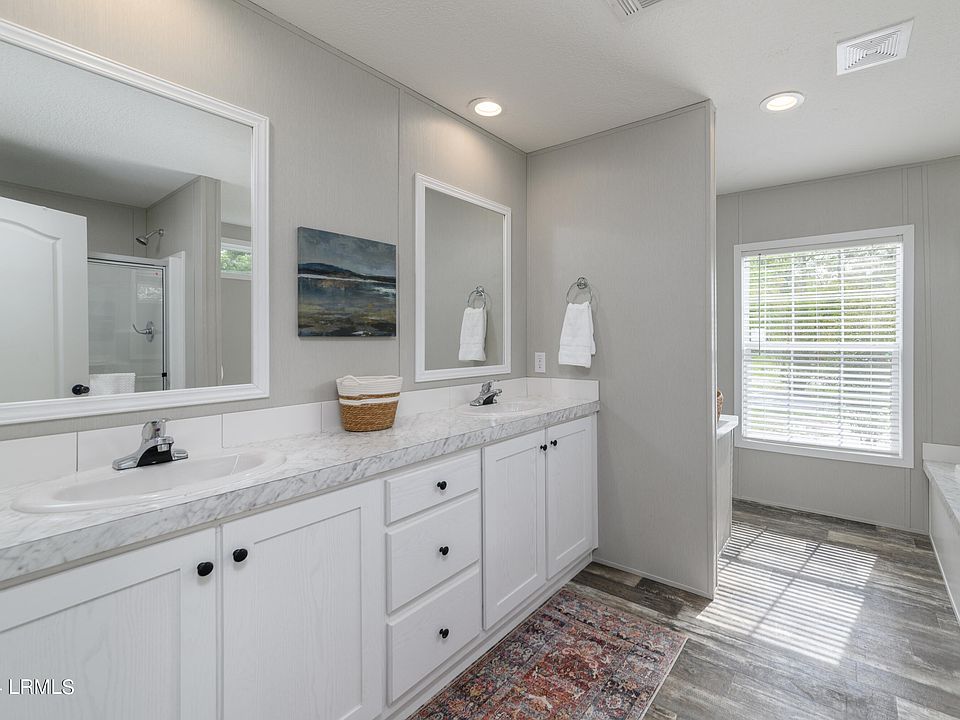 1st image of 18 Briarfield Ct Lot 19
