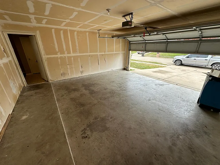 1341 Castle Ridge Rd — Photo 14