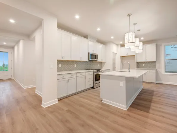 38 Stonesthrow Way, Fuquay Varina, NC 27526