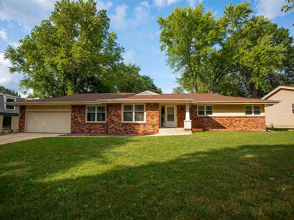 1st image of 5740 Clarendon Dr