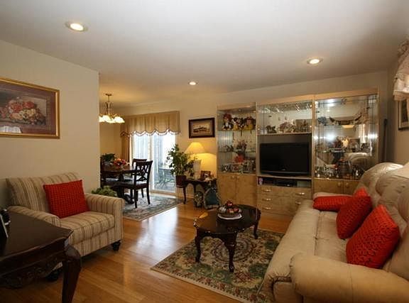 2nd image of 273 Nantucket Hbr