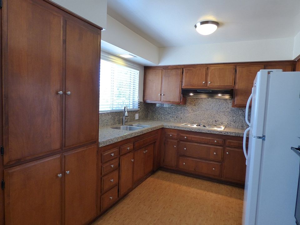 1st image of 1247 Robinson Ave APT 4