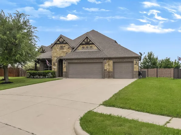 2701 Elmwood Dr, Burleson, TX 76028
