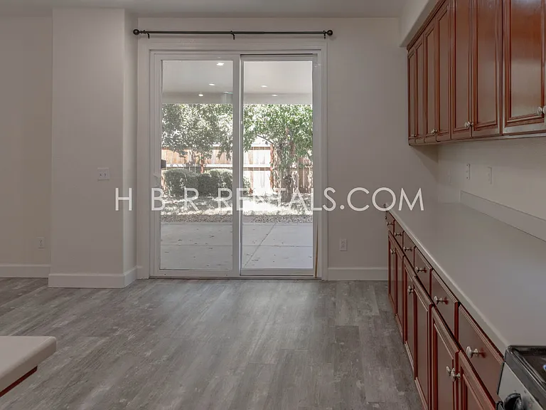 1825 Saint Moritz Ct — Photo 13