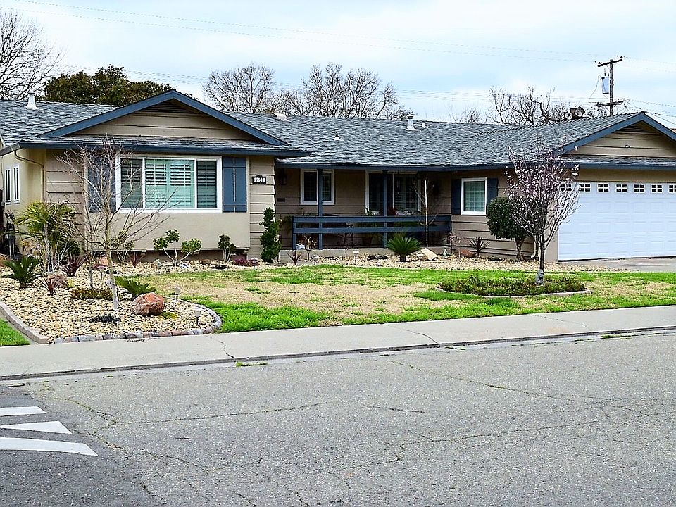 1st image of 315 E Yorkshire Dr