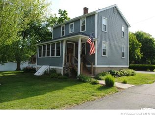 5 School St, Cromwell, CT 06416