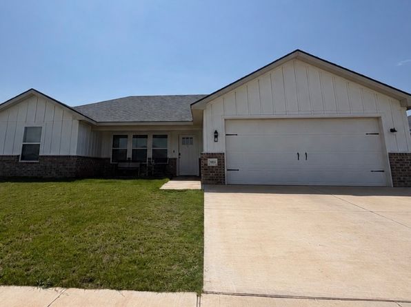 1838 Sweetwater Ln