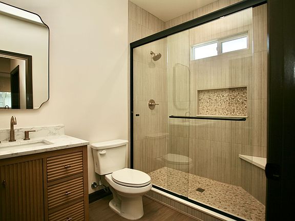 5th image of 10031 Valle Caballo Ln Unit A