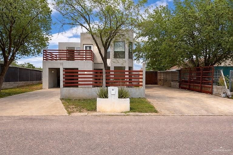 1st image of 7300 Ciruelos St