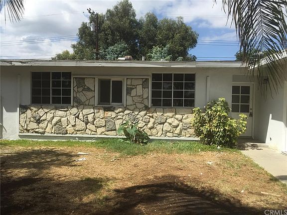 3rd image of 415 Vidalia Ave