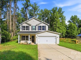 313 Bell St, Mount Holly, NC 28120