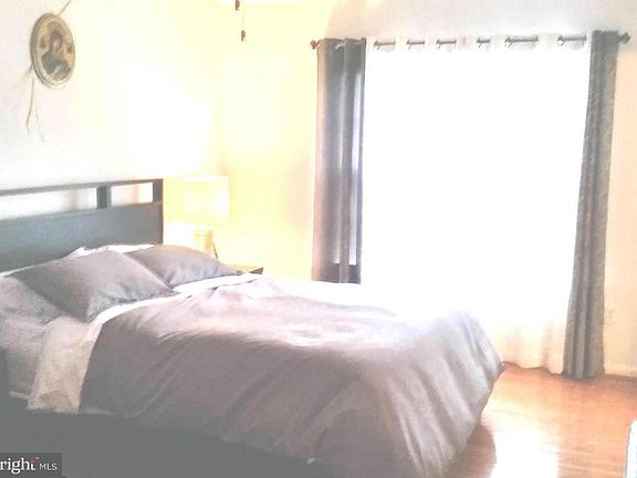4th image of 5520 Jowett Ct