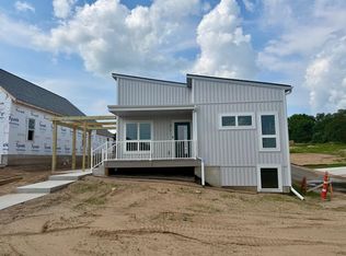 126 Lupine Ave, Poynette, WI 53955
