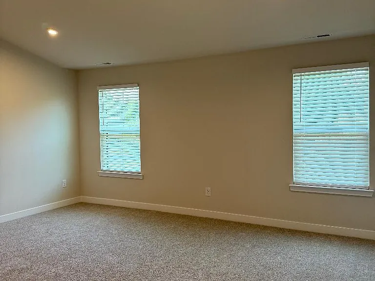 68 Rosemary Way — Photo 18
