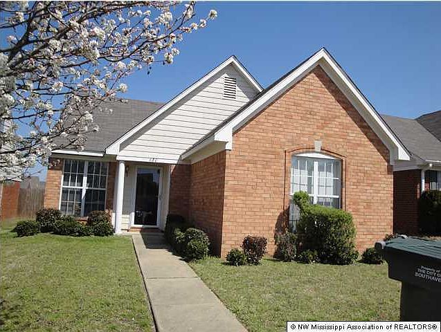 1st image of 680 Grant Dr