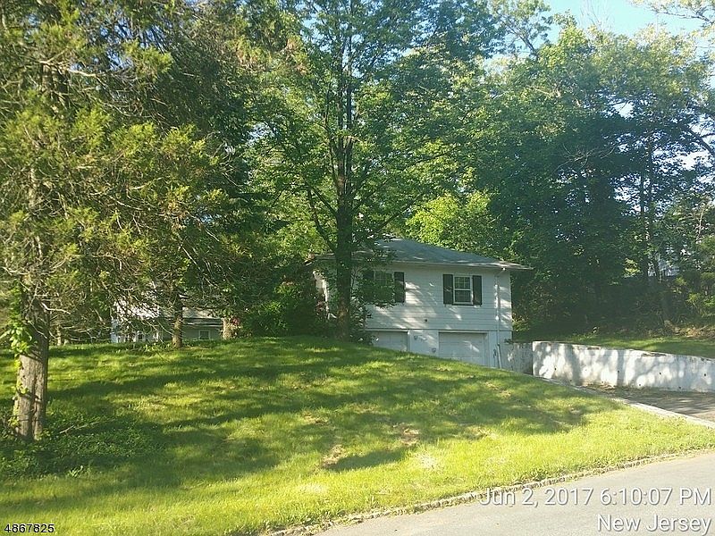 2nd image of 366 Old Short Hills Rd