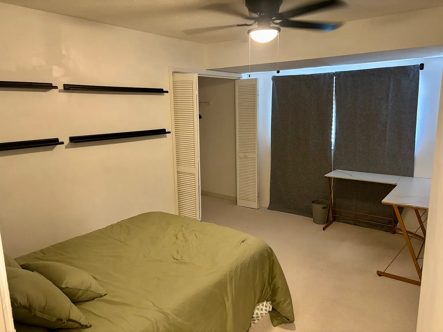 Creekbend Dr, Brandon — Photo 2
